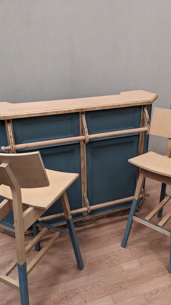 Bar en bois restauré